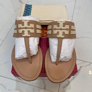 Brand New Tory Burch Leigh Sandals - makeup and Ivory - size 10